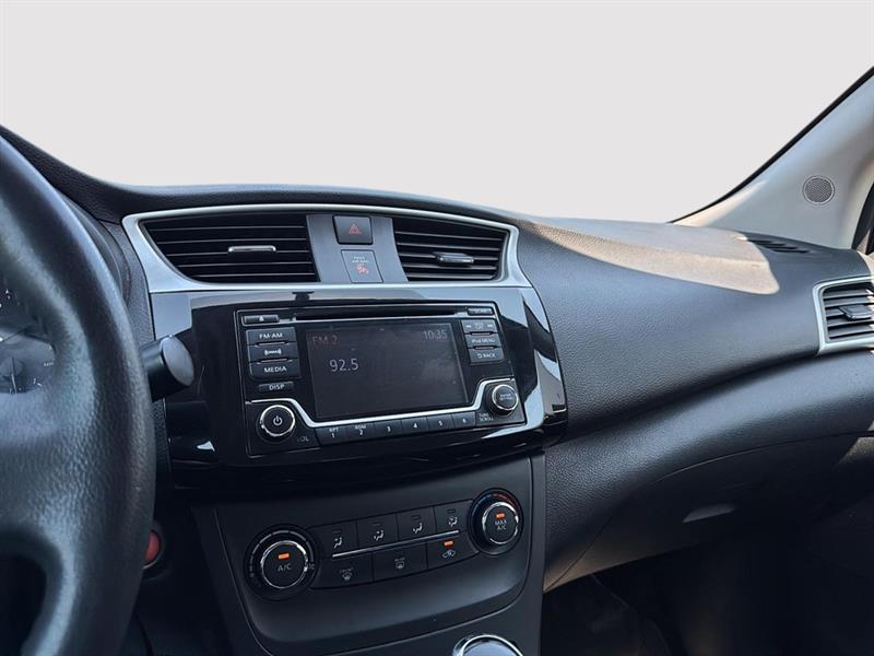 nissan Sentra 2017 - 25