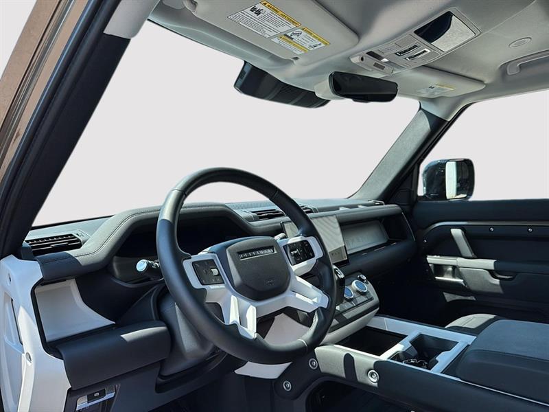land rover Defender 2025 - 13