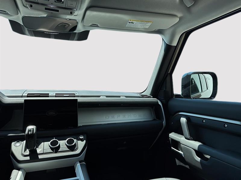 land rover Defender 2025 - 21
