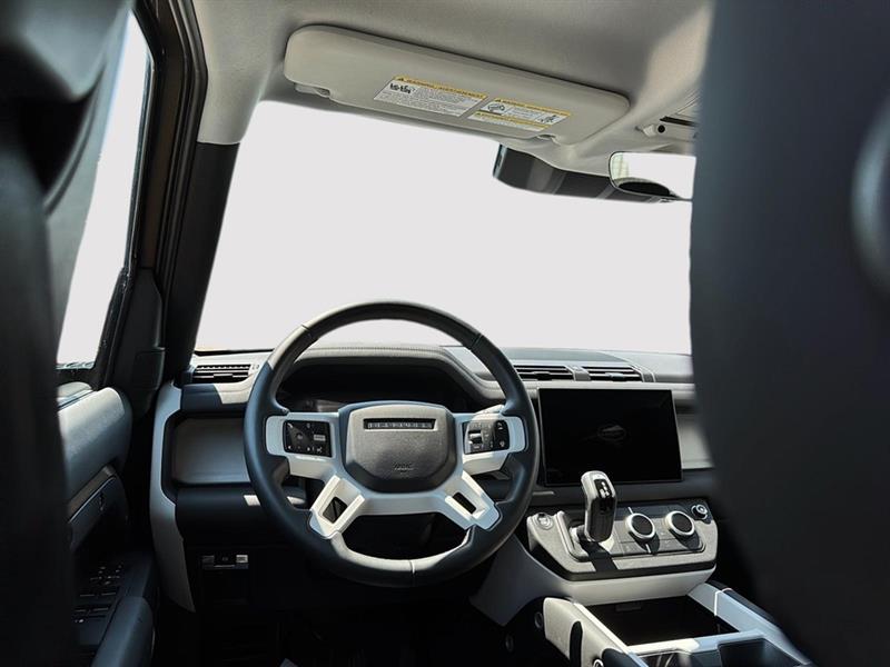 land rover Defender 2025 - 22