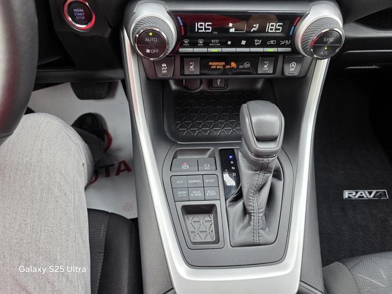 toyota RAV4 2022 - 10