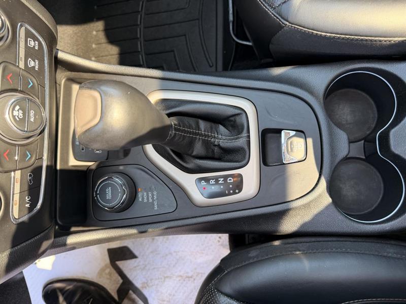 jeep Cherokee 2018 - 16
