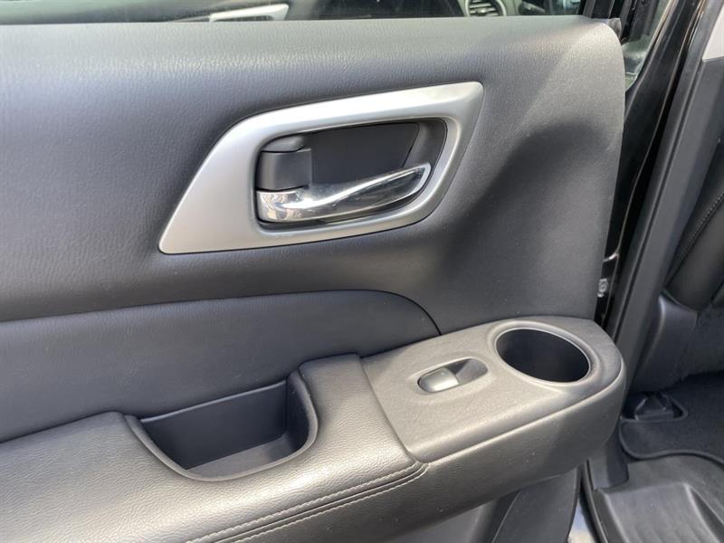 nissan Pathfinder 2015 - 28