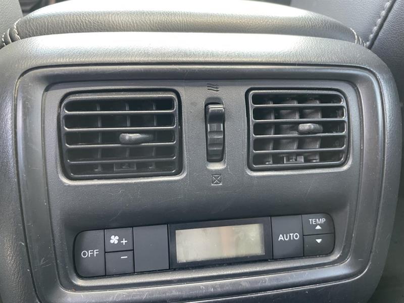 nissan Pathfinder 2015 - 30