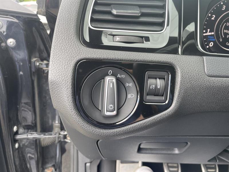 volkswagen Golf R 2018 - 13