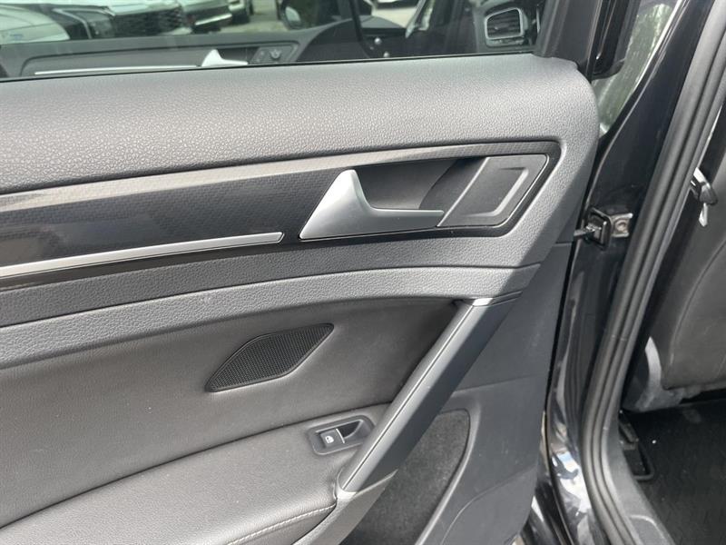 volkswagen Golf R 2018 - 28