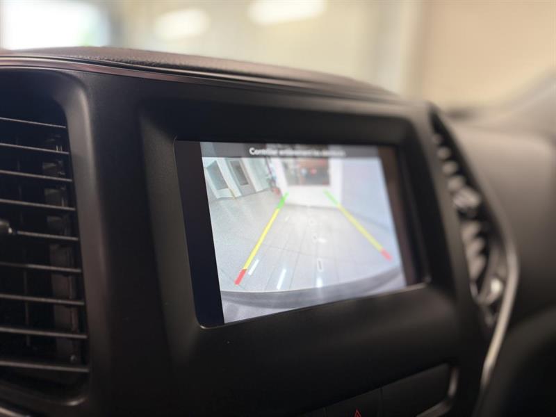 jeep Cherokee 2019 - 18
