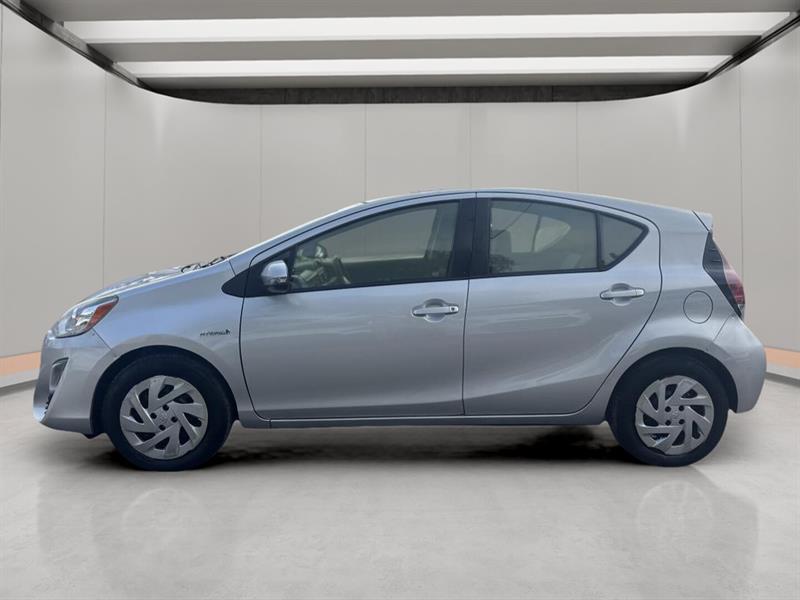 toyota Prius c 2016 - 5