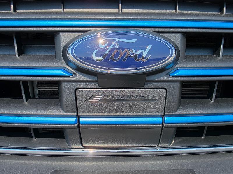 ford E-Transit-350 2023 - 11