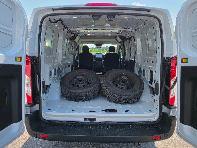 ford E-Transit-350 2023 - 18