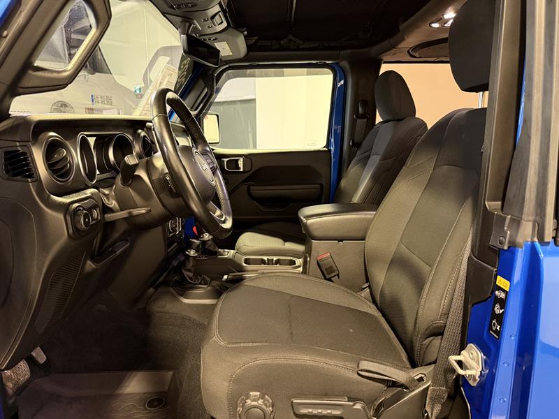 jeep Wrangler 2023 - 11