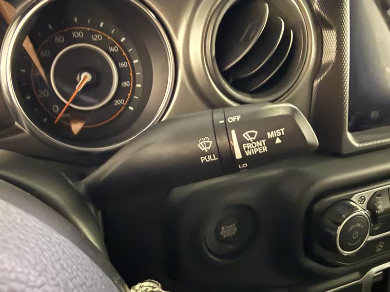 jeep Wrangler 2023 - 16