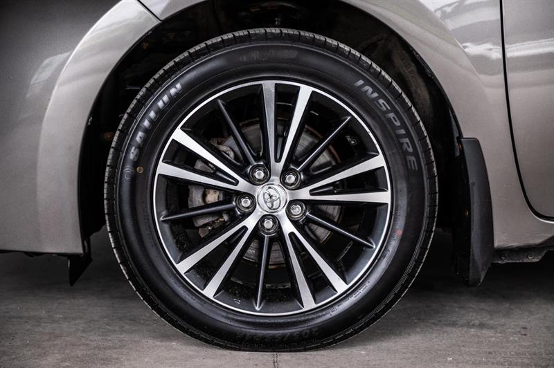 toyota Corolla 2018 - 4