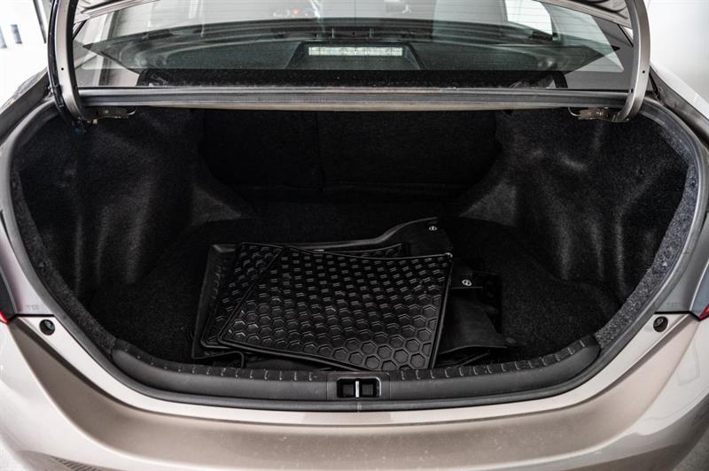 toyota Corolla 2018 - 10