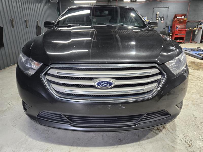 ford Taurus 2015 - 4