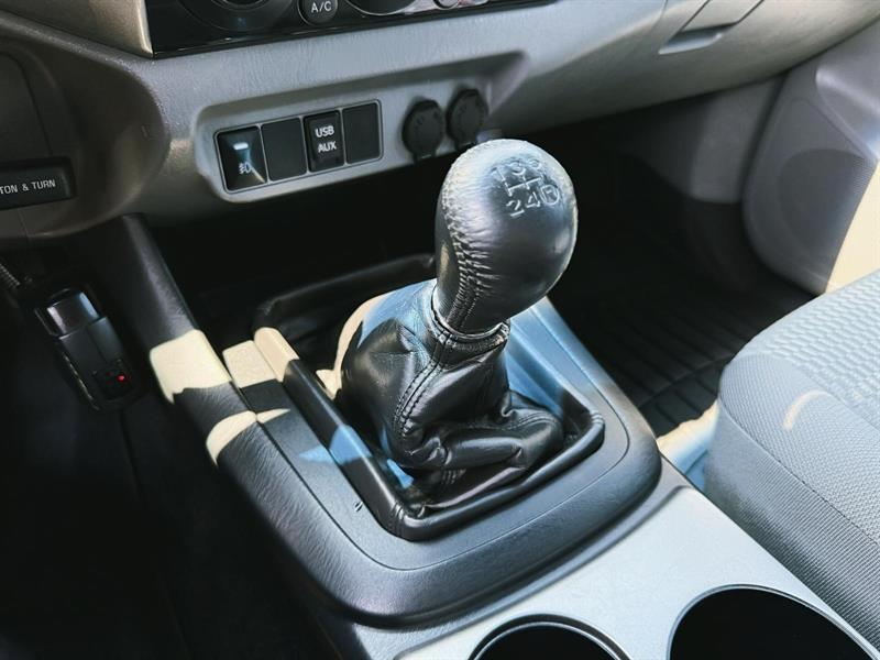 toyota Tacoma 2014 - 23