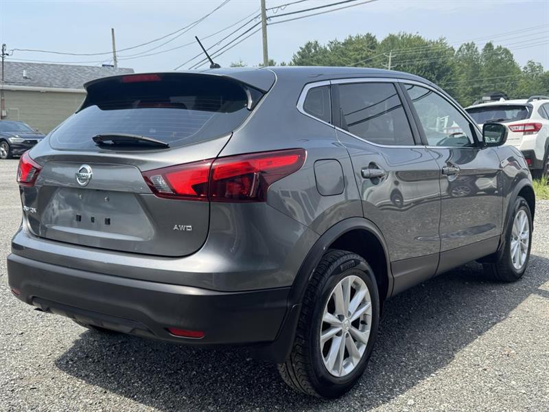 nissan Qashqai 2018 - 6