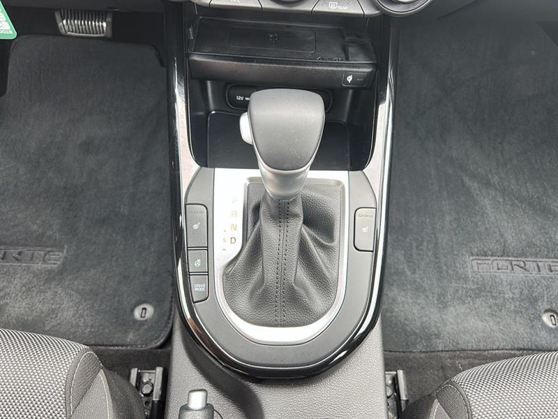 kia Forte 2023 - 19