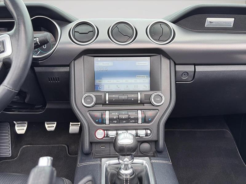 ford Mustang 2018 - 17
