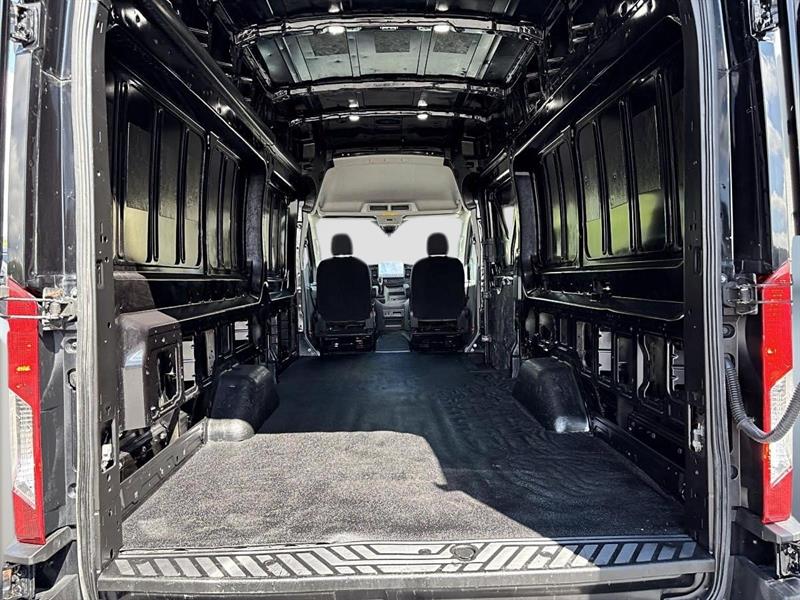 ford Transit Cargo Van 2023 - 16