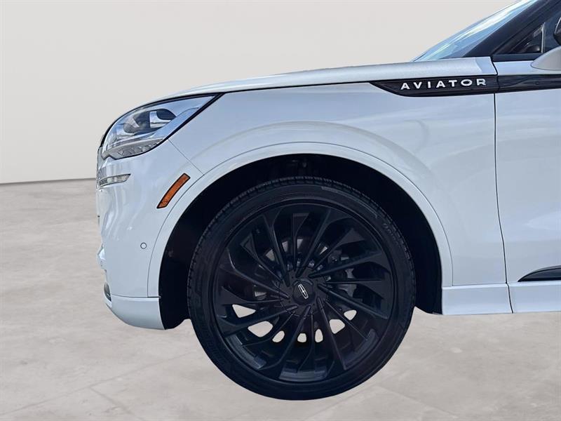 lincoln Aviator 2022 - 9
