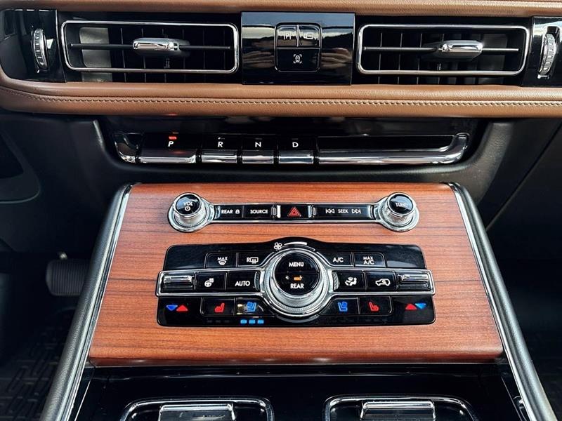 lincoln Aviator 2022 - 18