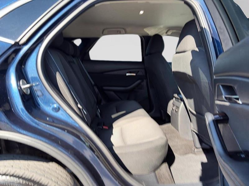 mazda CX-30 2023 - 16
