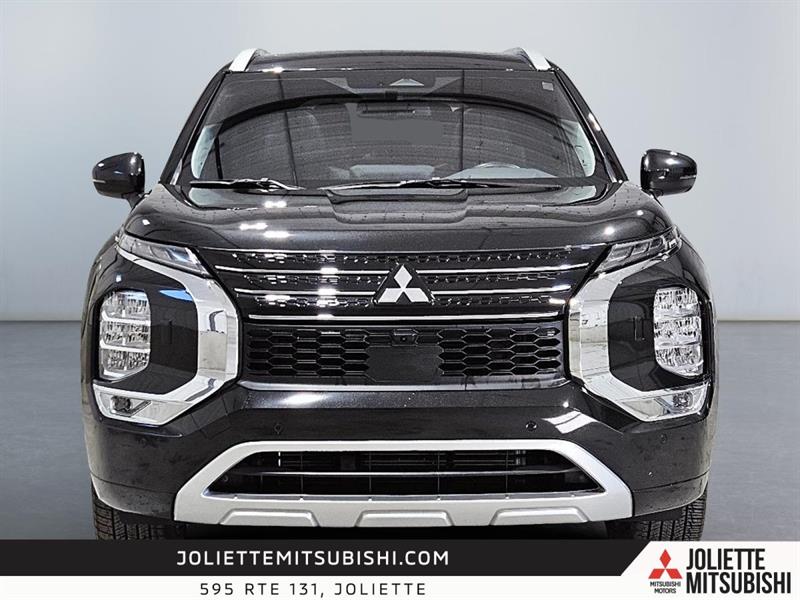 mitsubishi Outlander 2023 - 16