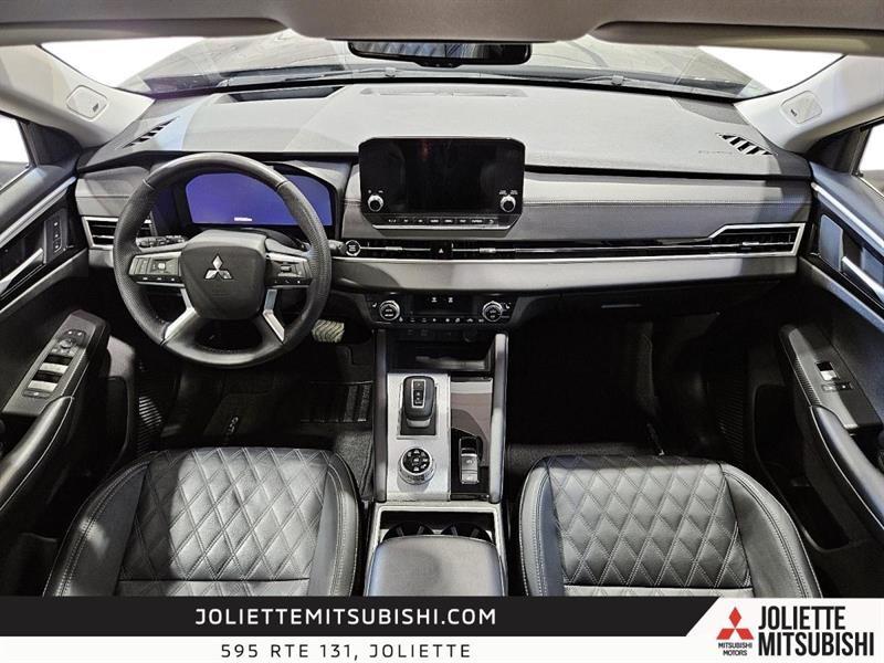 mitsubishi Outlander 2023 - 32
