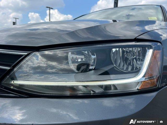 volkswagen Jetta Sedan 2017 - 11