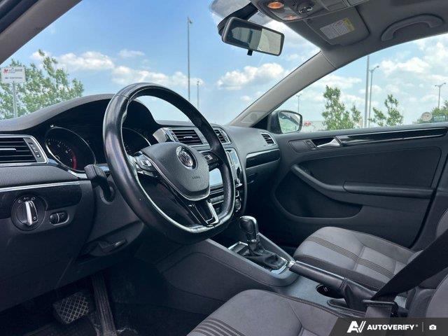 volkswagen Jetta Sedan 2017 - 16