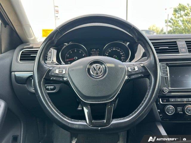 volkswagen Jetta Sedan 2017 - 17