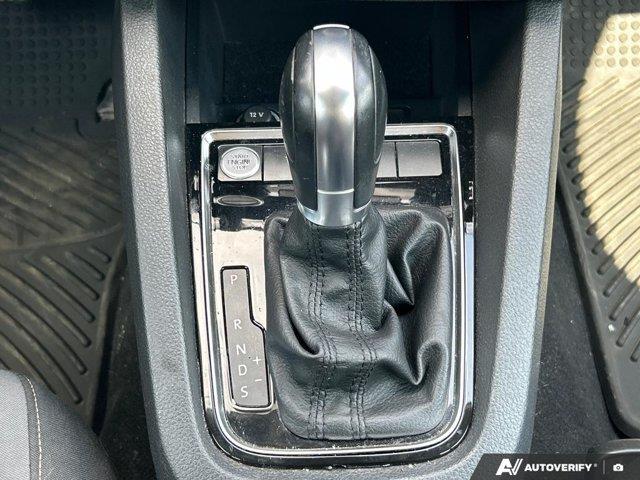 volkswagen Jetta Sedan 2017 - 21