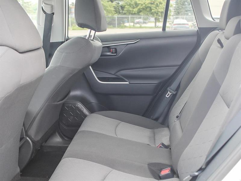 toyota RAV4 2021 - 24