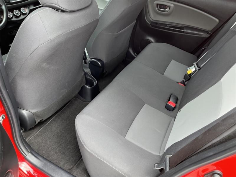 toyota Yaris Hatchback 2019 - 8