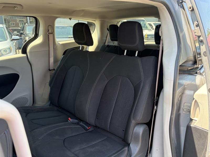 chrysler Grand Caravan 2021 - 9