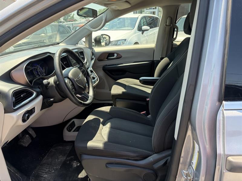 chrysler Grand Caravan 2021 - 12