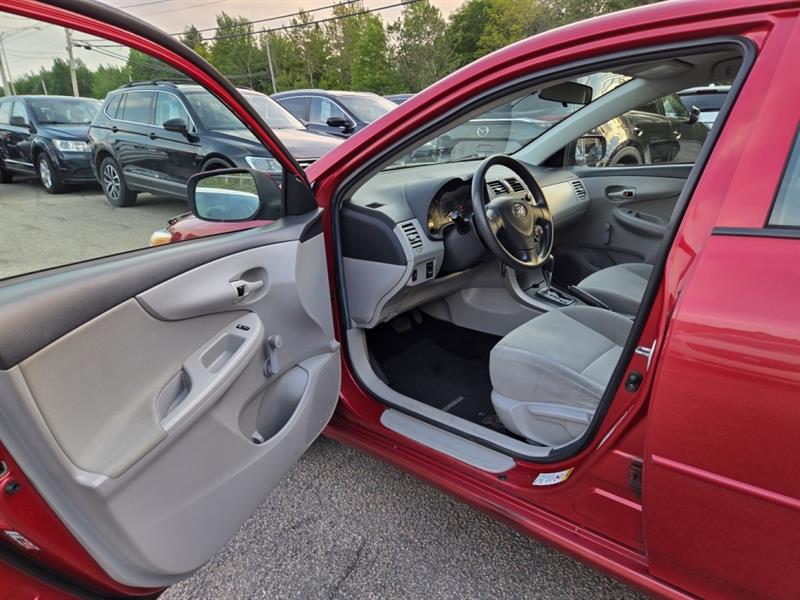 toyota Corolla 2011 - 10