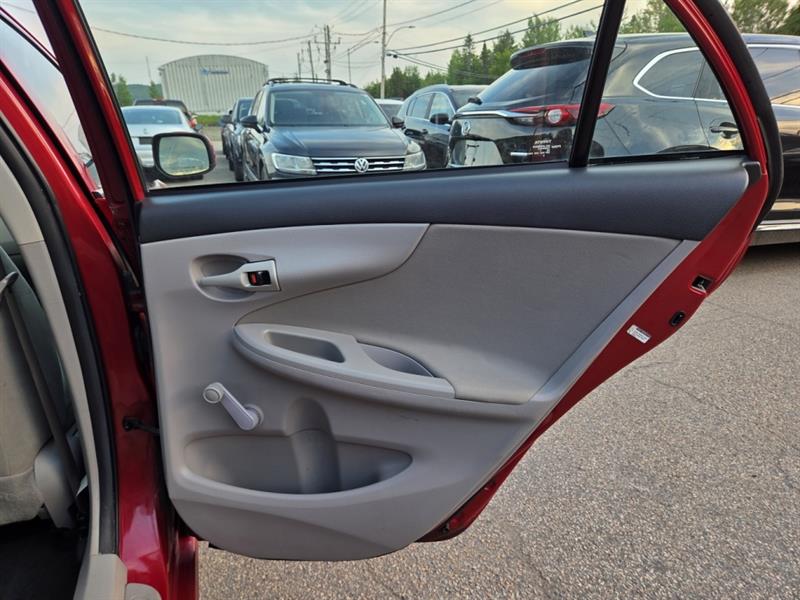 toyota Corolla 2011 - 19