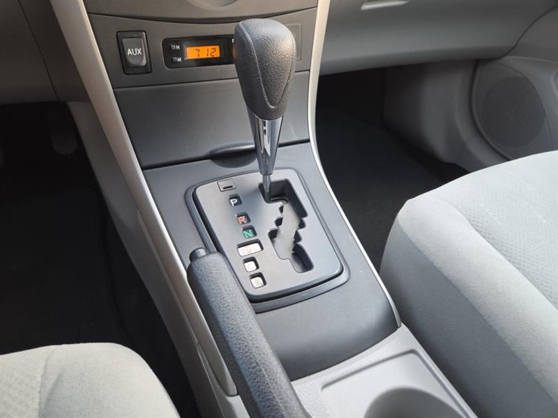 toyota Corolla 2011 - 28