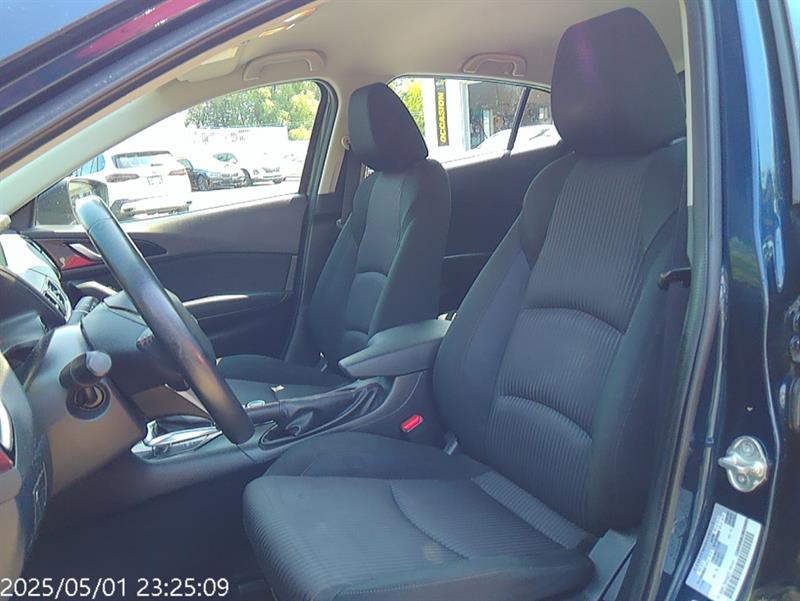 mazda Mazda3 2015 - 14