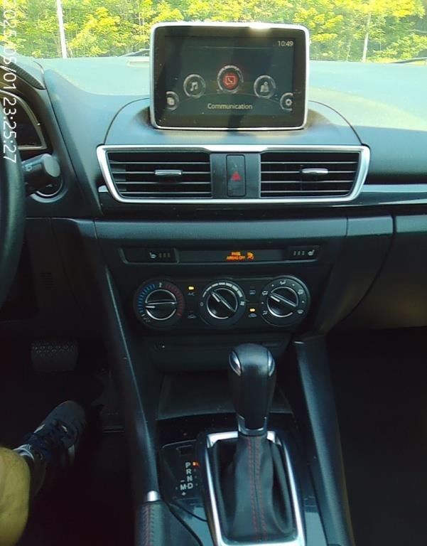 mazda Mazda3 2015 - 16