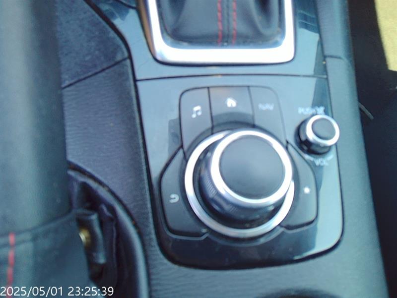mazda Mazda3 2015 - 18