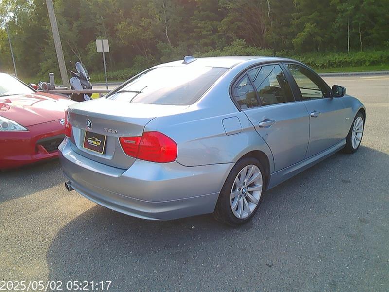 bmw Série 3 2011 - 11