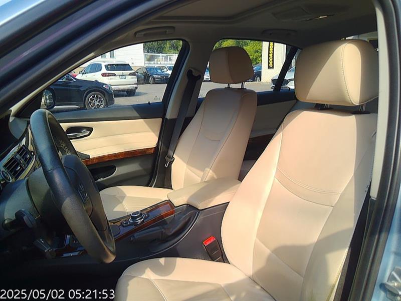 bmw Série 3 2011 - 16