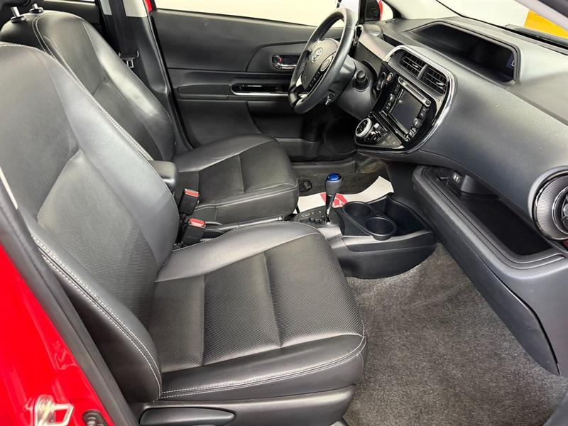 toyota Prius c 2019 - 8