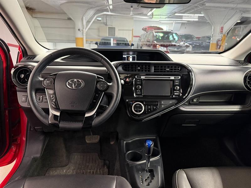 toyota Prius c 2019 - 13