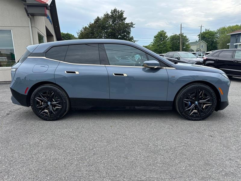 bmw iX 2023 - 12