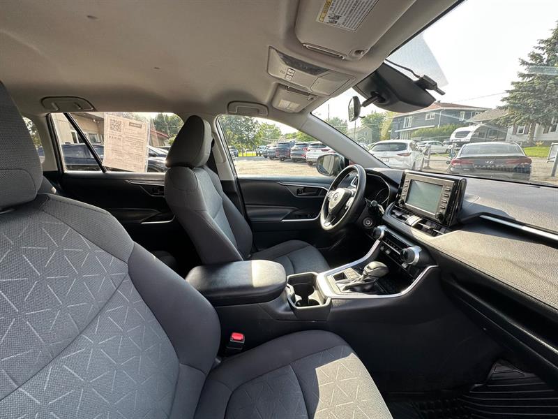 toyota RAV4 2019 - 10