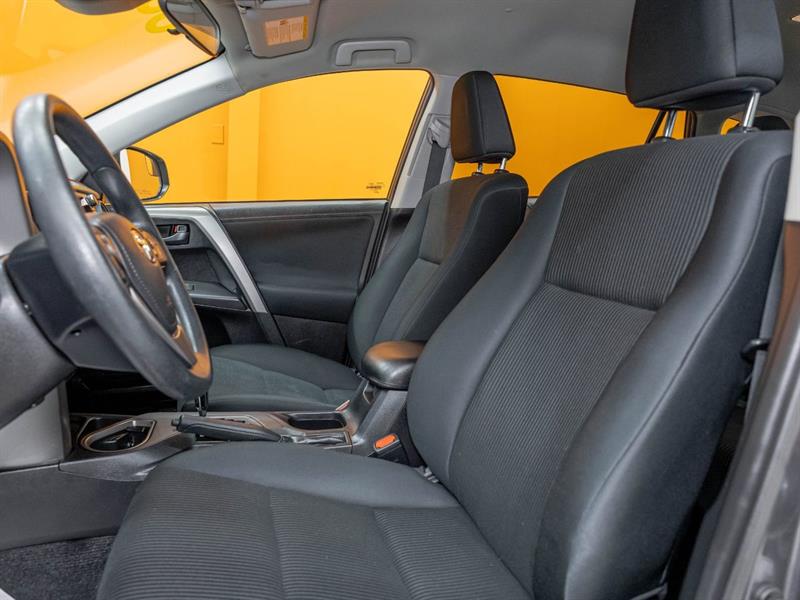 toyota RAV4 2017 - 10